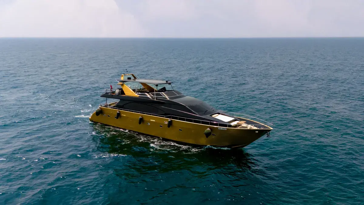Azimut available through primeyachtrental.com